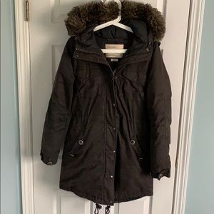 Aritzia community parka in small
